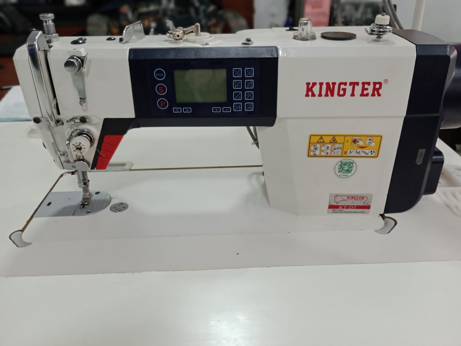 Kingter KT-D7 Máquina Plana Electrónica Usada